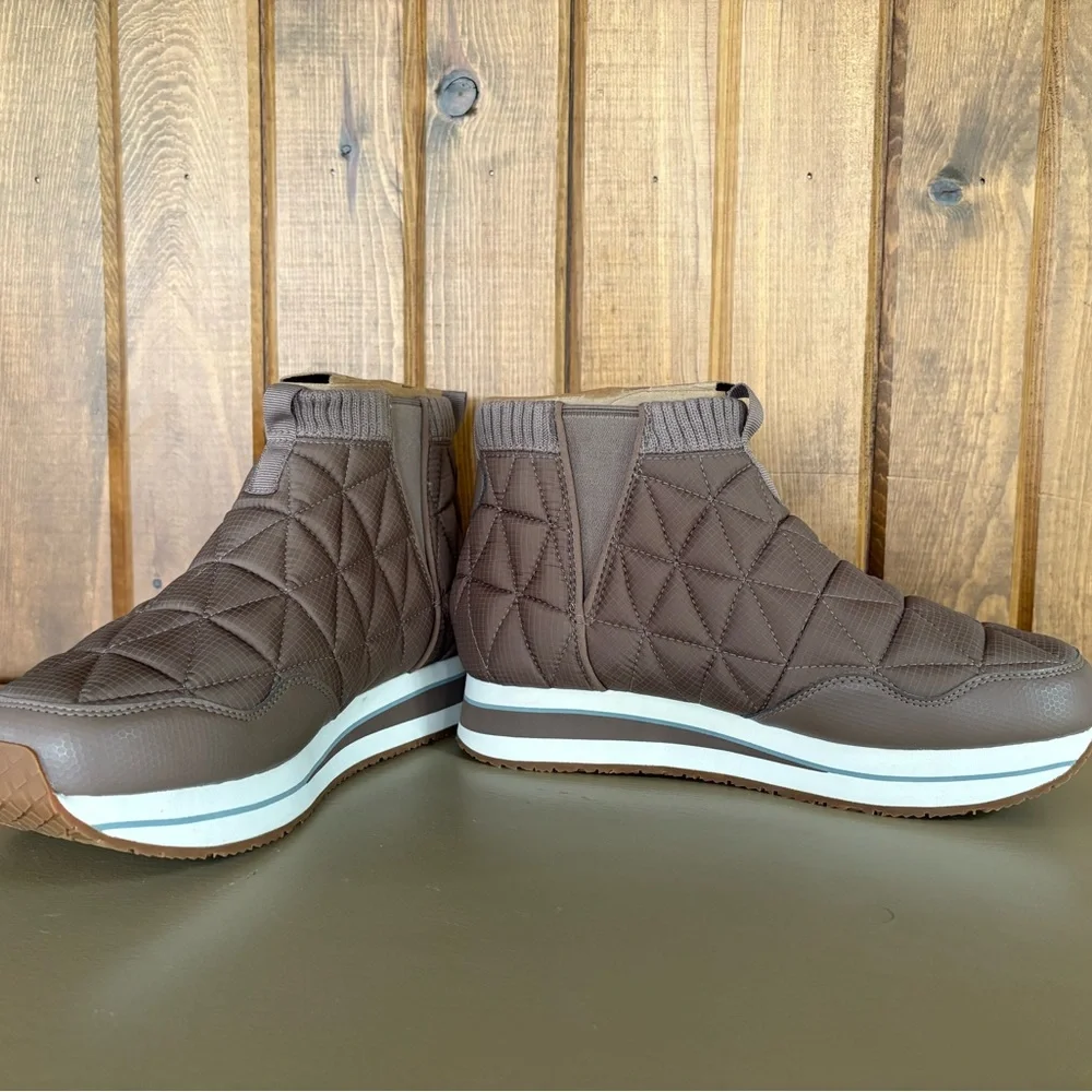 Teva Beige Quilted Ankle Boots - Picture 4 of 5